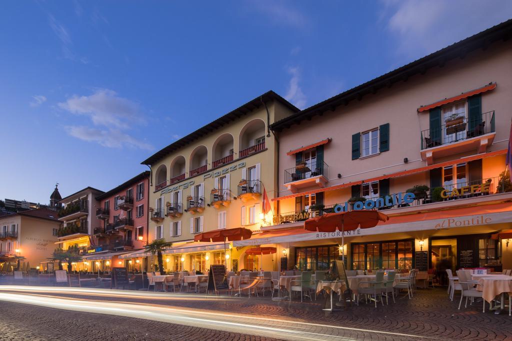 Piazza & Restaurants Ascona