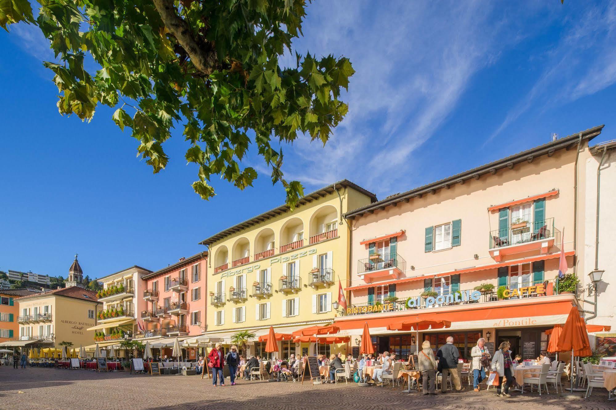 Piazza & Restaurants Hotel